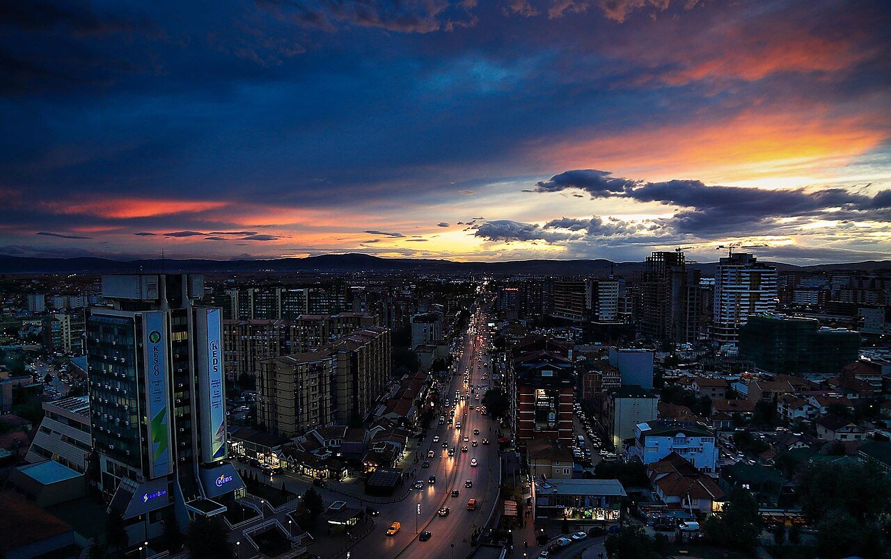 Prishtina natën